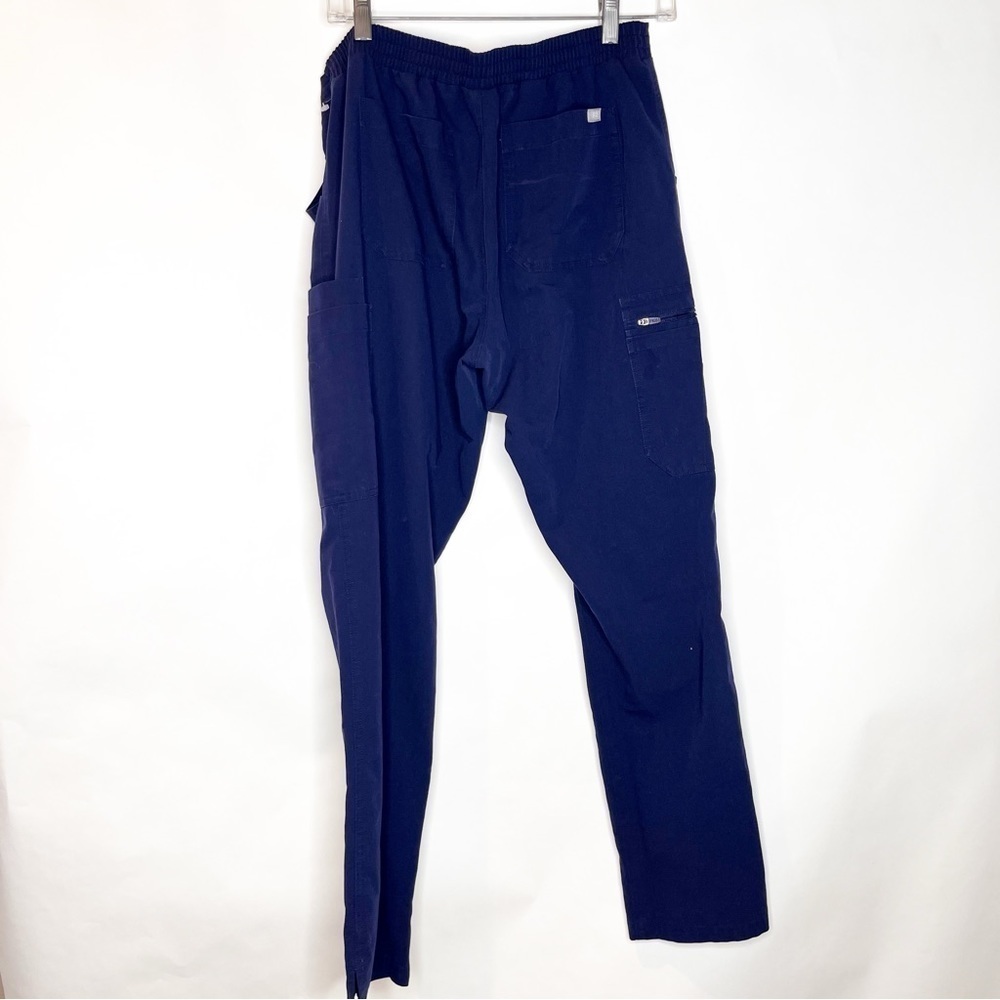 FIGS | Technical Collection - Picture 2 of 6